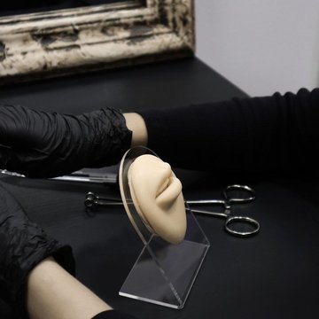 Обучение пирсингу в Киеве