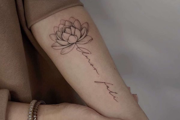 Тату лотос