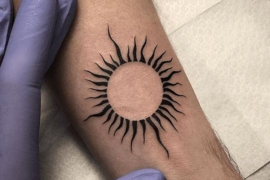 тату солнце