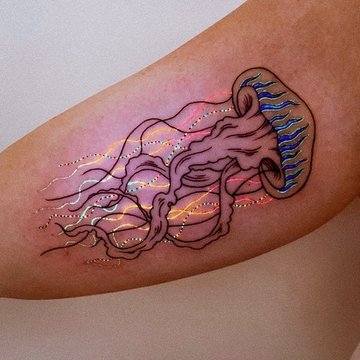 біолюмінесцентні татуювання