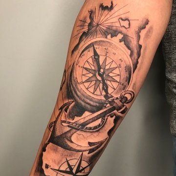 тату компас