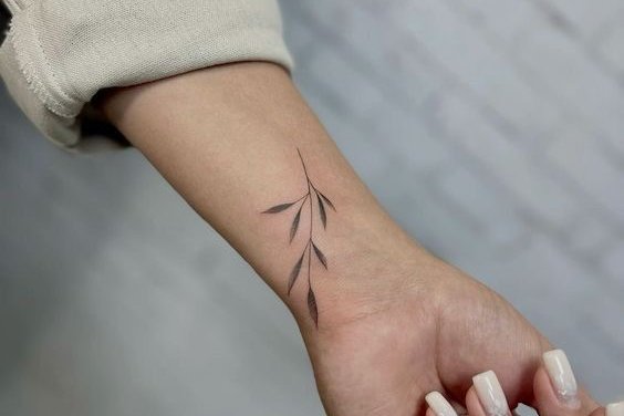 Татуювання гілочка