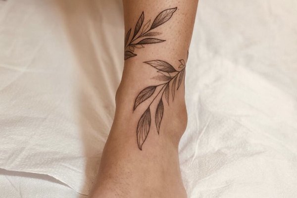 Татуювання гілочка