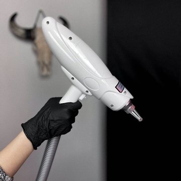 Laser removal of permanent makeup in Kolomyia