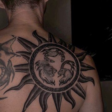 Мужские тату на спине