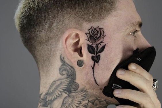 Татуювання на обличчі