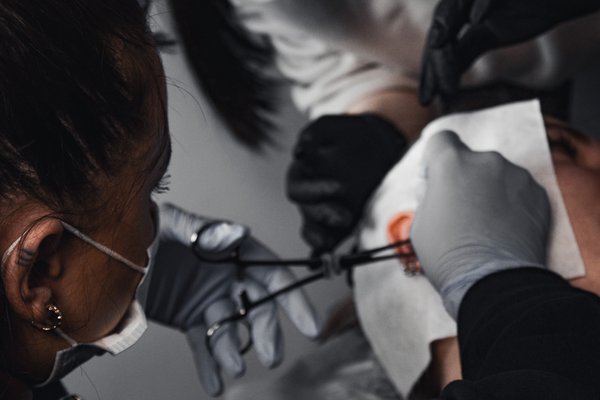 Обучение пирсингу в Калуше