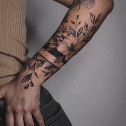 Жіночі татуювання на руку