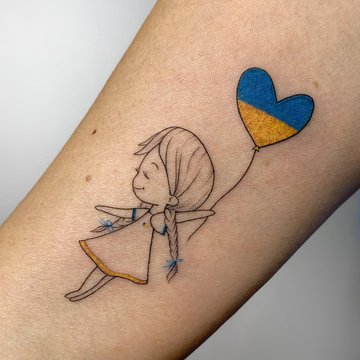 Жіночі патріотичні татуювання