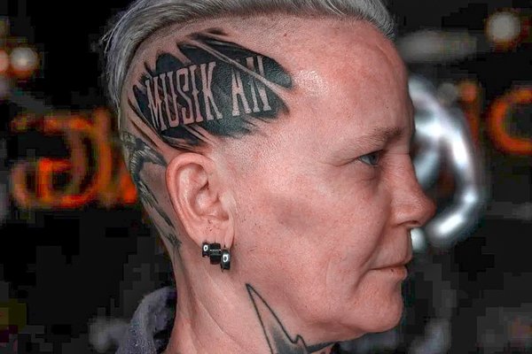 Татуювання в старості