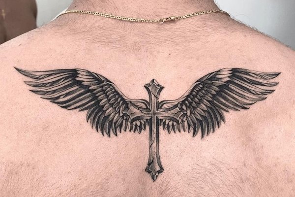 Чоловічі тату на спині