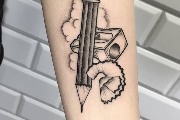 Тату-ескіз олівець