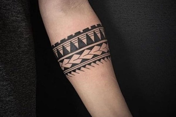 Тату ескіз браслету