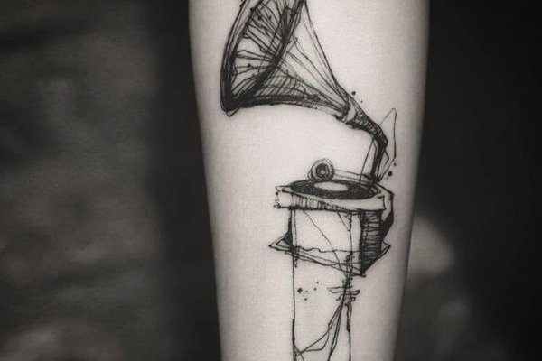 татуировка граммофон