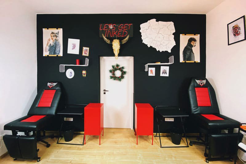 Чому татуаж необхідно робити в студії