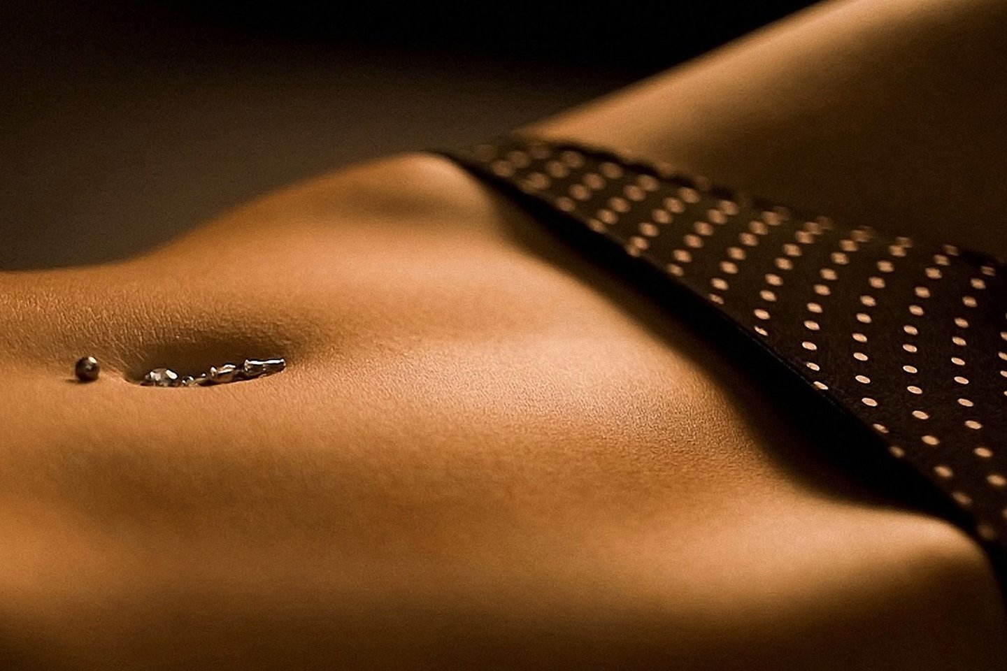 пупок пирсинг