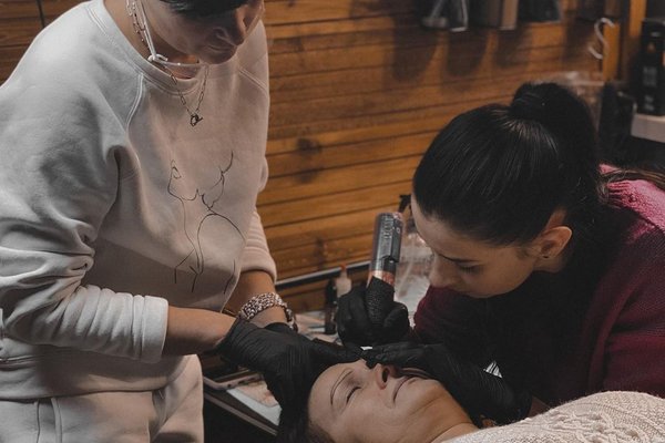 Training in permanent make-up in Kolomyia