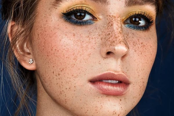 Татуаж веснушек