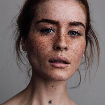 Татуаж веснушек