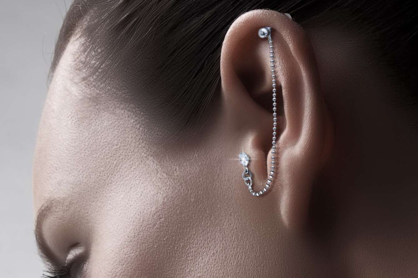 Пірсинг вух