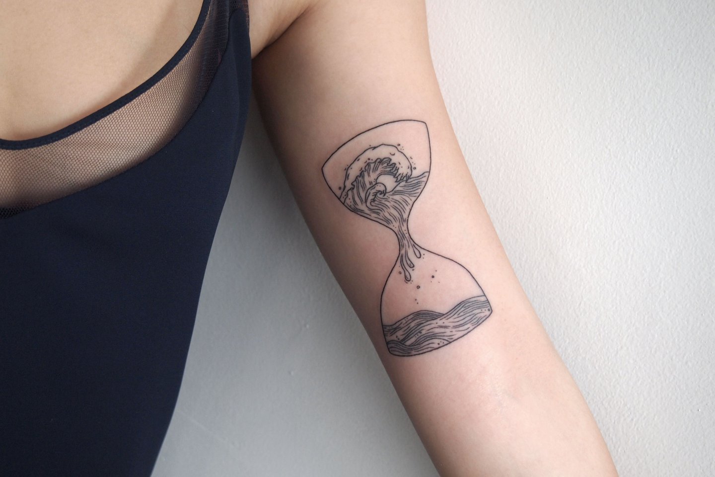 Тату-ескізи "Пісочний годинник"