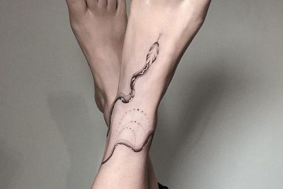 Тату на стопі та ступнях