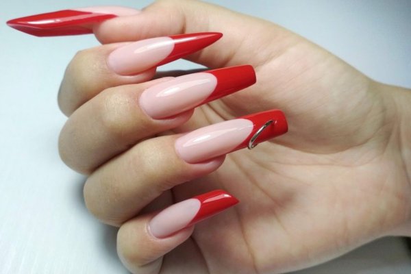 пирсинг на ногтях