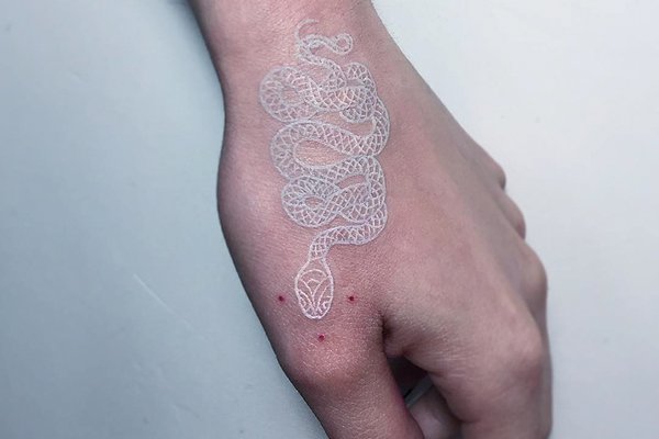 Белые татуировки