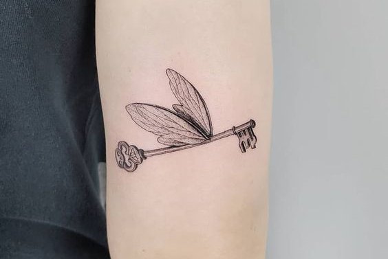 Тату ескізи ключ