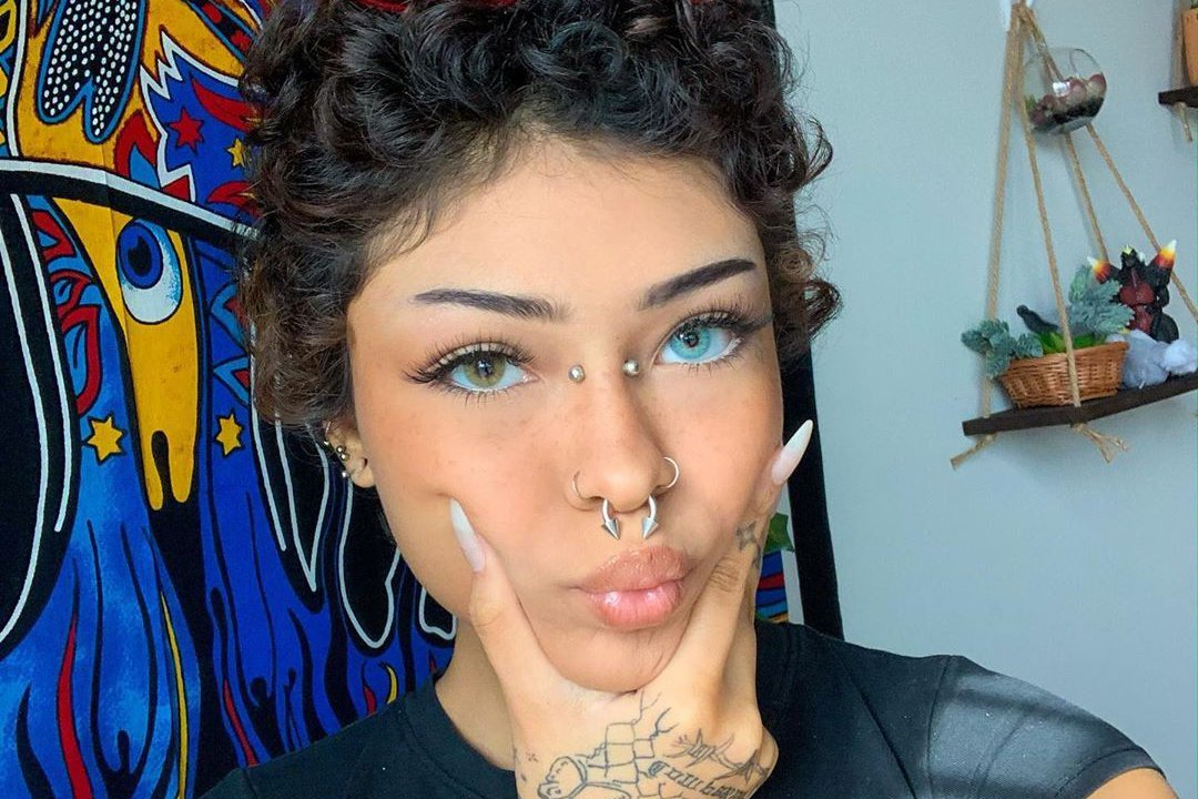 Пірсинг брідж