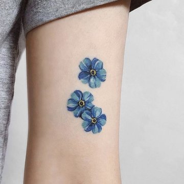 татуювання незабудка
