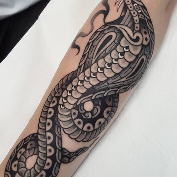 тату кобра значення ескіз