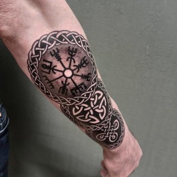 Шолом Жаху тату