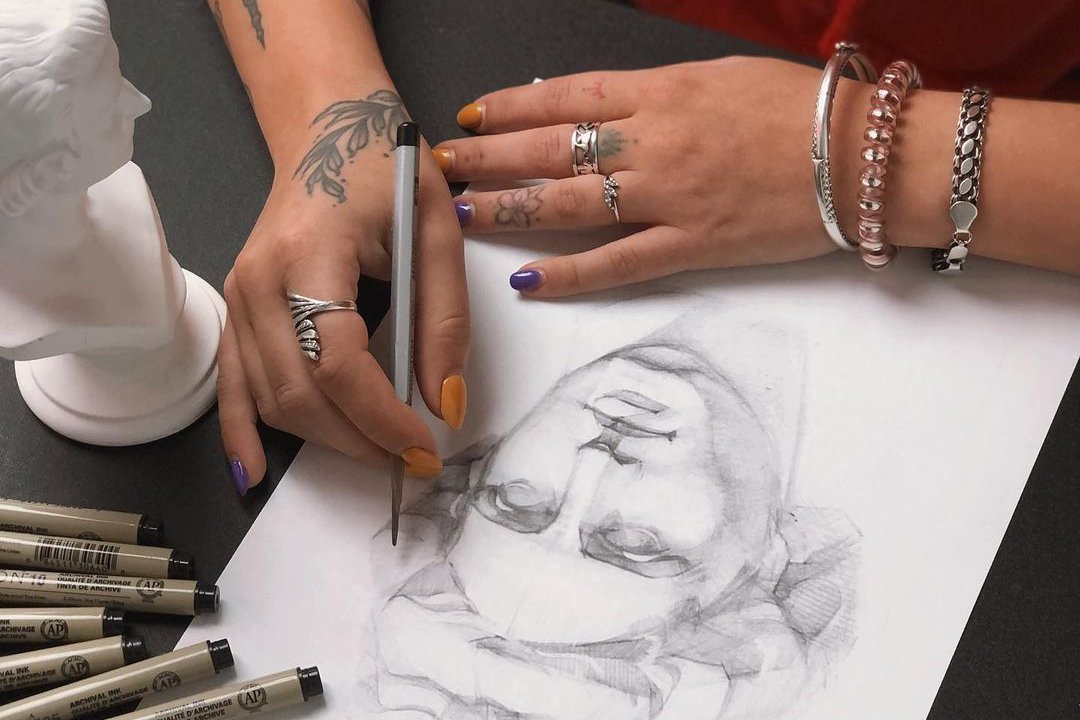 уникальный эскиз