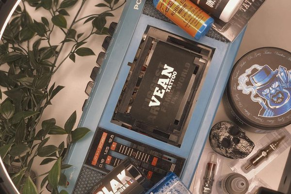 Tattoo salon "VeAn" provides the following services: