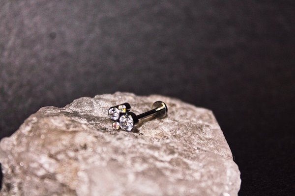 Як вибрати прикраси для пірсингу