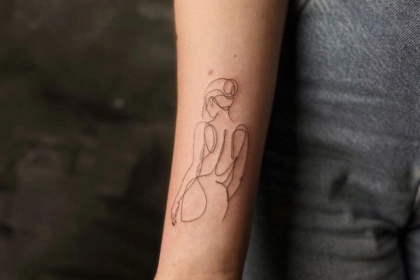 Жіночі татуювання на руку