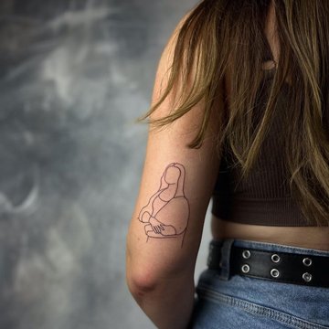 Женские тату на руку