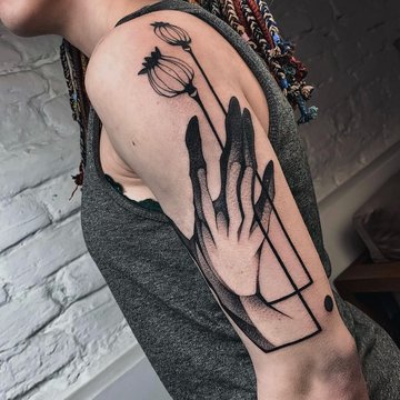 Женские тату на руку