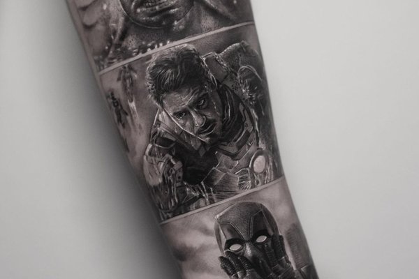 Тату в стилі Марвел