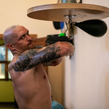 Олександр Усик тату