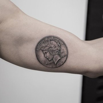 Тату-ескіз монета