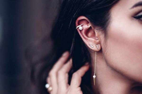 Пірсинг вух