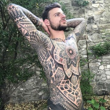 Тату на все тіло