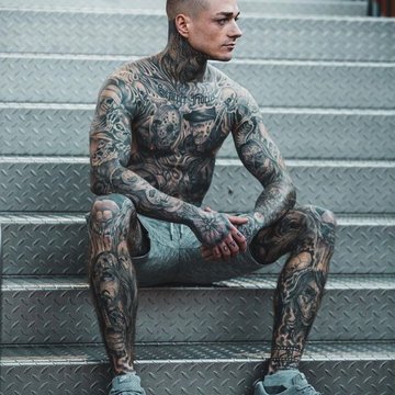 Тату на все тіло