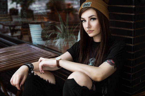 Пірсинг обличчя