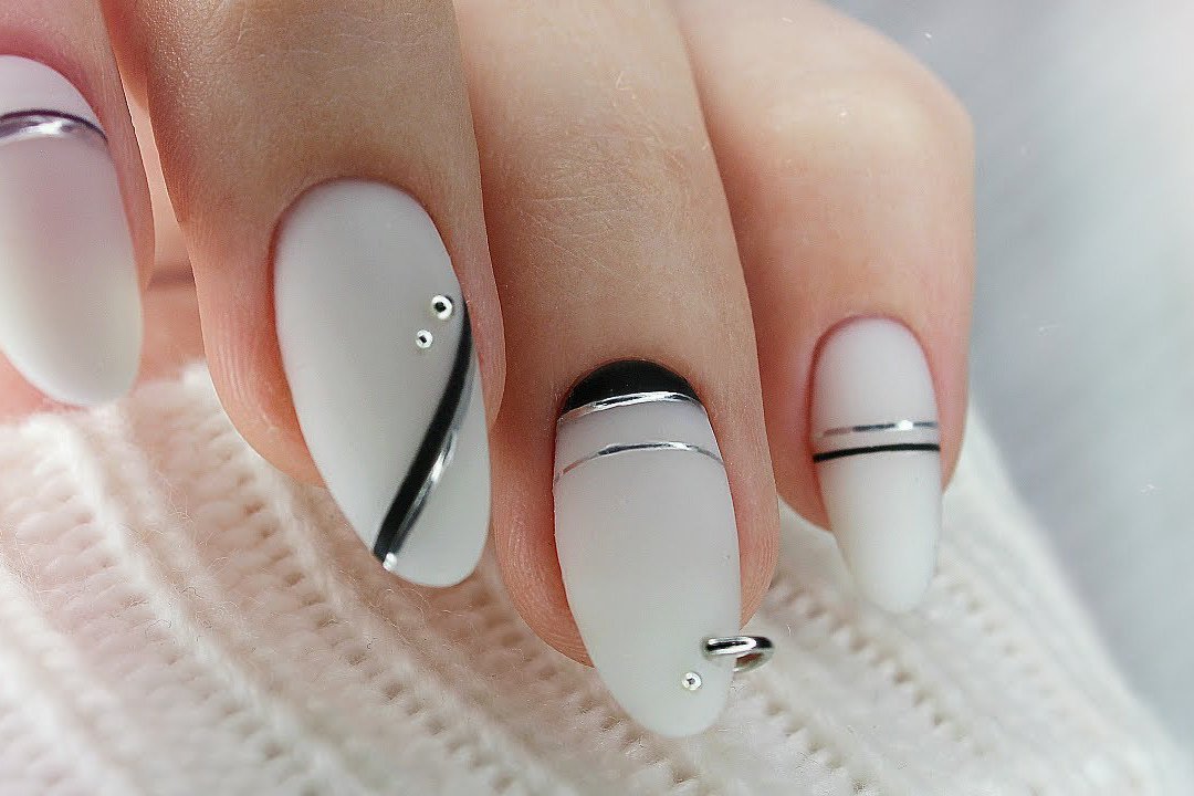 пирсинг на ногтях