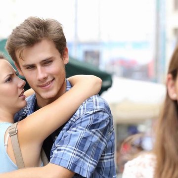 Тату с мемами