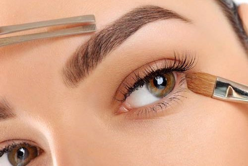 микроблейдинг бровей уход
