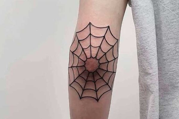 Мужские тату на локте